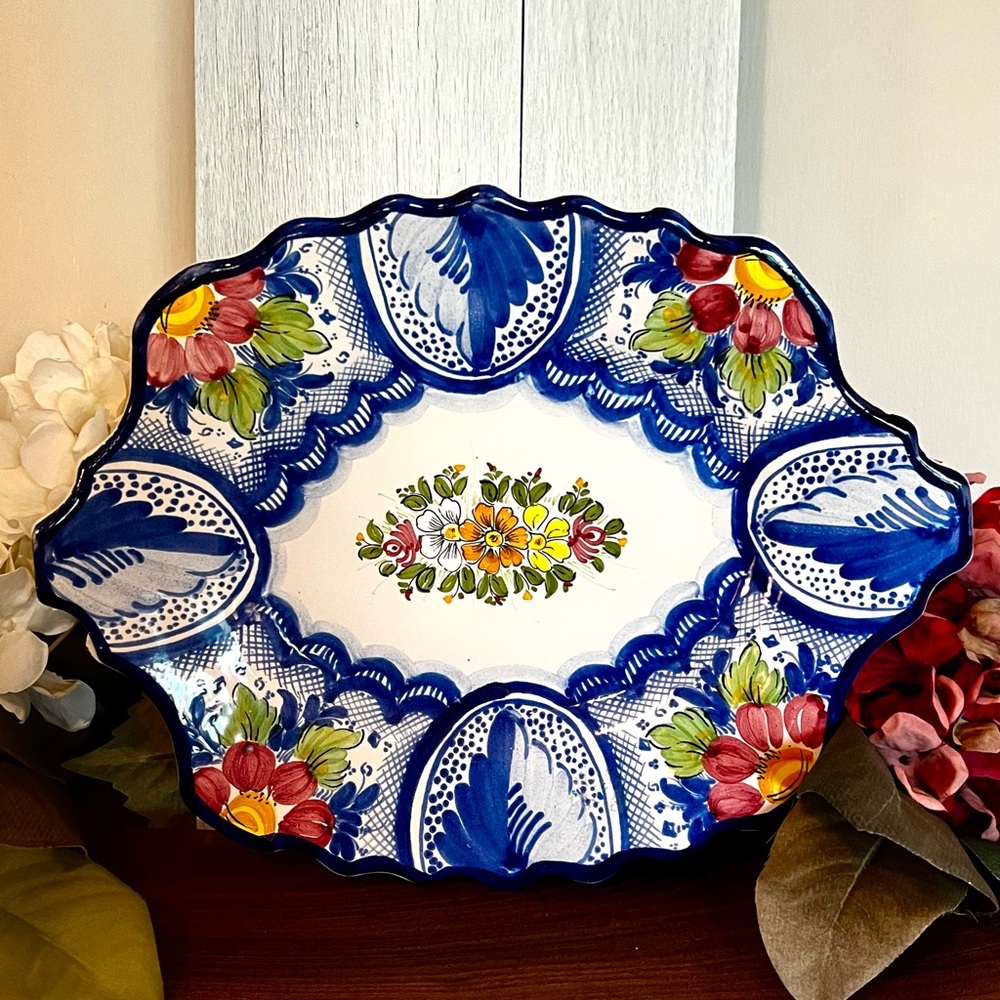Vintage Handcrafted/Handpainted Spanish/Mediterranean Sevilla Decorative Plate